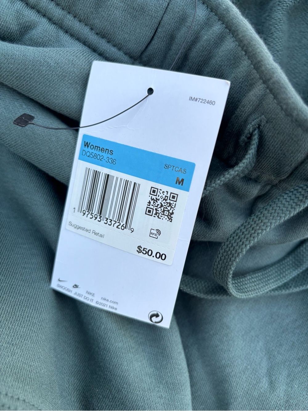 NIKE women's medium fleece Sweat Shorts lot bundle NEW & like new pockets - Picture 5 of 5